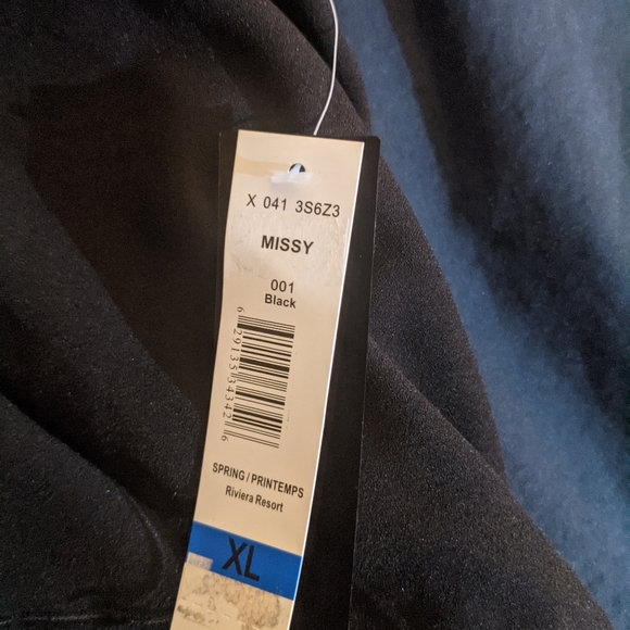 Top - Picture 2 of 2